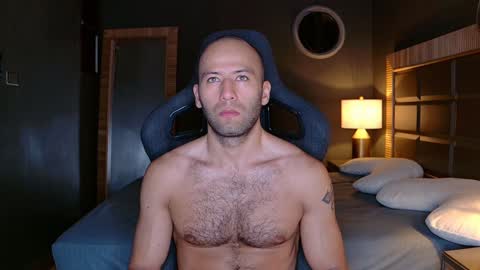 Justin online show from 02-06-25, 10:26