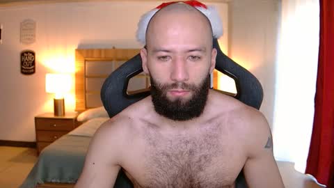 Snapshot of justin_hton chatting on 12-19-25, 12:01 Justin online show from 12-19-25, 12:01