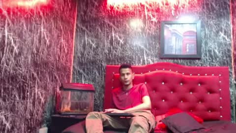 JUSTIN online show from 01-08-25, 04:02