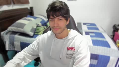 Snapshot of justin_stark1 chatting on 12-27-24, 10:48 Diego online show from 12-27-24, 10:48