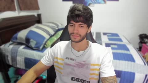 Snapshot of justin_stark1 chatting on 01-15-25, 10:35 Diego online show from 01-15-25, 10:35