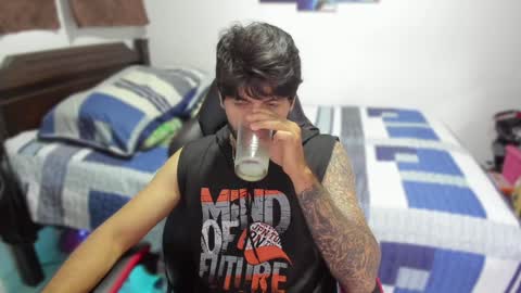 Snapshot of justin_stark1 chatting on 01-16-25, 11:48 Diego online show from 01-16-25, 11:48