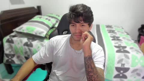 Snapshot of justin_stark1 chatting on 01-20-25, 11:32 Diego online show from 01-20-25, 11:32