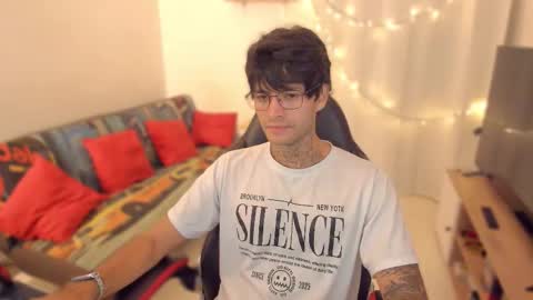 Diego online show from 02-11-26, 01:27