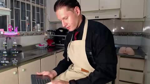 Justin  online show from 03-12-26, 08:04