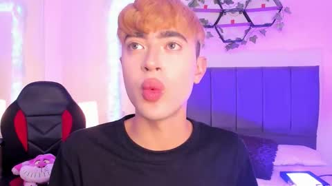 Justin online show from 10-02-25, 11:28