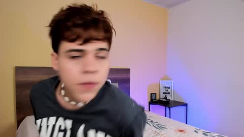 Snapshot of justinbiler chatting on 12-23-24, 03:40 Justin online show from 12-23-24, 03:40