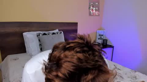 Snapshot of justinbiler chatting on 01-11-25, 12:29 Justin online show from 01-11-25, 12:29