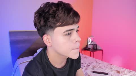 Snapshot of justinbiler chatting on 02-06-25, 12:37 Justin online show from 02-06-25, 12:37