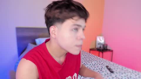 Snapshot of justinbiler chatting on 02-08-25, 12:39 Justin online show from 02-08-25, 12:39