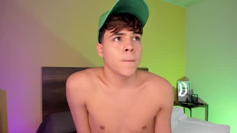 Snapshot of justinbiler chatting on 02-24-25, 04:15 Justin online show from 02-24-25, 04:15