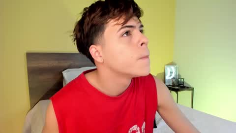 Snapshot of justinbiler chatting on 02-28-25, 12:20 Justin online show from 02-28-25, 12:20