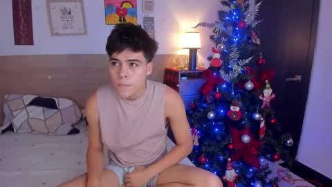 Snapshot of justinbiler chatting on 11-18-25, 12:31 Justin online show from 11-18-25, 12:31