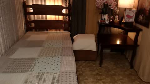 Snapshot of justine_hunk chatting on 12-08-24, 02:28 justine_hunk online show from 12-08-24, 02:28