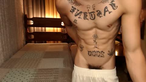 Snapshot of justine_hunk chatting on 01-05-25, 01:35 justine_hunk online show from 01-05-25, 01:35