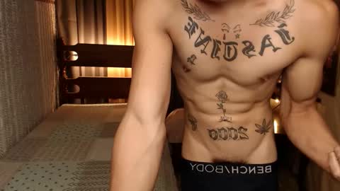 Snapshot of justine_hunk chatting on 01-10-25, 07:25 justine_hunk online show from 01-10-25, 07:25