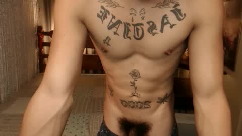 Snapshot of justine_hunk chatting on 10-07-25, 06:32 justine_hunk online show from 10-07-25, 06:32