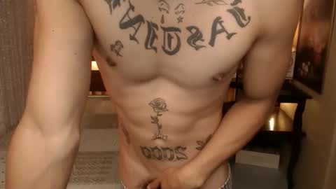 Snapshot of justine_hunk chatting on 10-16-25, 04:57 justine_hunk online show from 10-16-25, 04:57