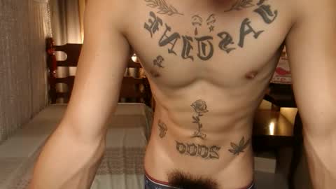 Snapshot of justine_hunk chatting on 11-12-25, 05:08 justine_hunk online show from 11-12-25, 05:08