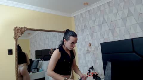 Justine online show from 03-11-25, 04:10