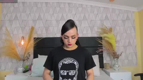 Justine online show from 02-05-26, 03:33