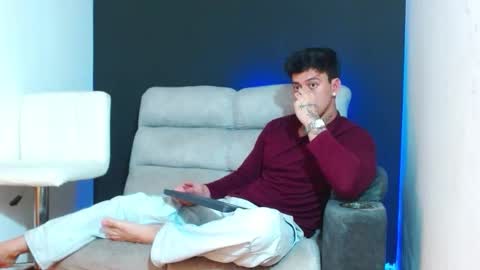 justinfuller_31 online show from 03-03-26, 06:58