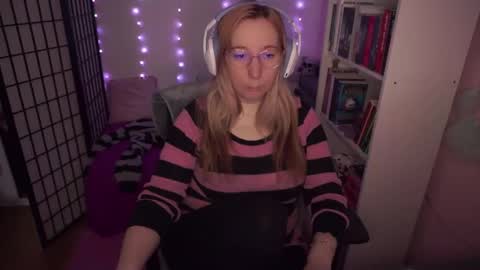 Kerry online show from 09-18-25, 08:16