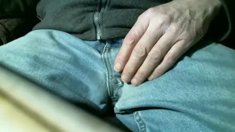 Snapshot of justme39057 chatting on 01-21-25, 07:28 Justme39057 online show from 01-21-25, 07:28