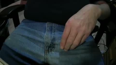 Snapshot of justme39057 chatting on 11-14-25, 08:07 Justme39057 online show from 11-14-25, 08:07