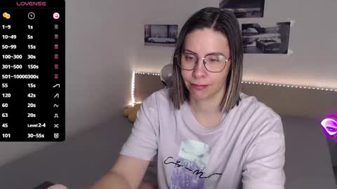 Julie online show from 02-23-26, 04:54