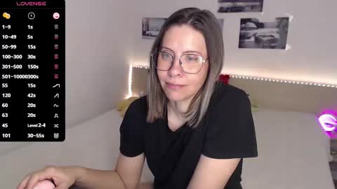 Snapshot of justmexy7 chatting on 04-23-26, 04:14 Julie online show from 04-23-26, 04:14