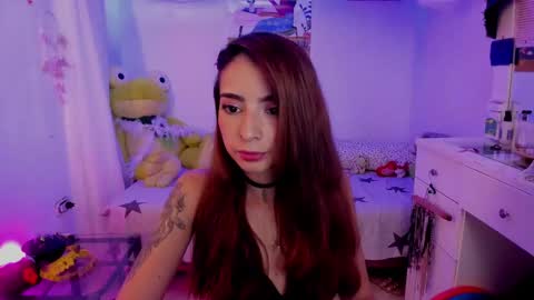 Snapshot of justmia_ chatting on 02-06-25, 06:18 Mia online show from 02-06-25, 06:18