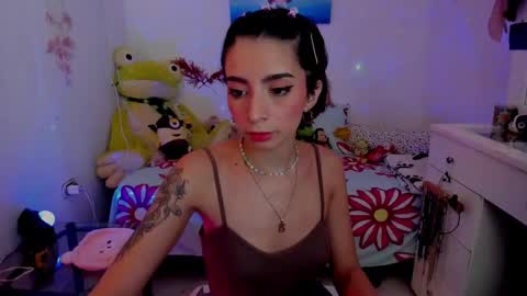 Snapshot of justmia_ chatting on 02-26-25, 09:37 Mia online show from 02-26-25, 09:37