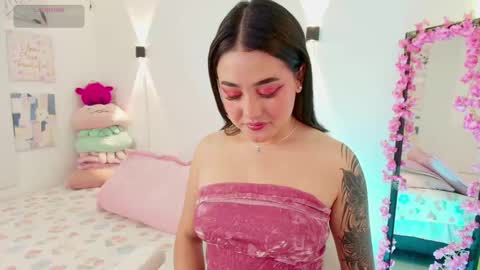 Emy online show from 09-23-25, 02:14