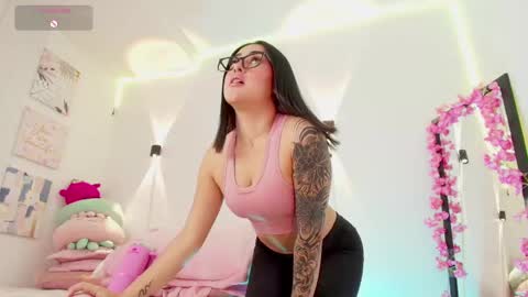 Emy online show from 09-24-25, 12:47