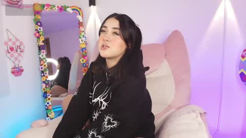 Emy online show from 04-03-26, 01:03