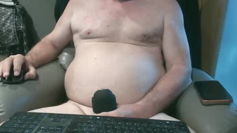 Snapshot of justpleased2behere chatting on 06-08-26, 08:58 here to Have Fun online show from 06-08-26, 08:58