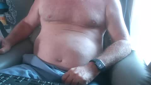 Snapshot of justpleased2behere chatting on 07-10-26, 12:08 here to Have Fun online show from 07-10-26, 12:08