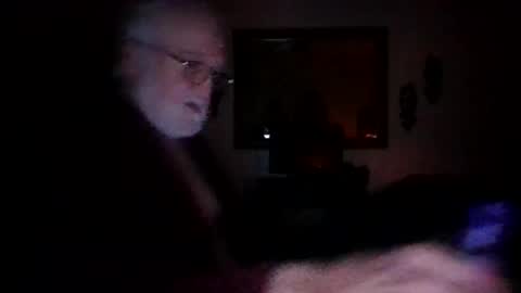Snapshot of justpumpin chatting on 12-15-25, 09:24 Justpumpin online show from 12-15-25, 09:24