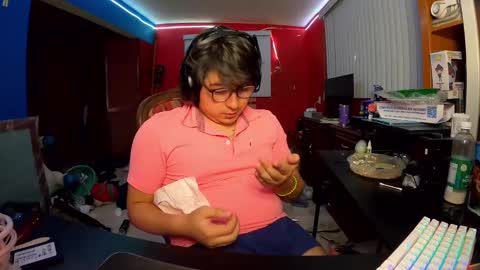 Snapshot of justsky117 chatting on 01-27-25, 02:42 justsky117 online show from 01-27-25, 02:42