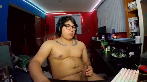 Snapshot of justsky117 chatting on 01-30-25, 04:16 justsky117 online show from 01-30-25, 04:16