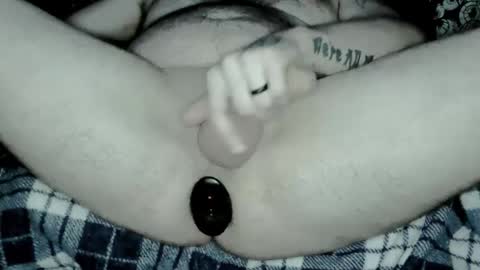 Snapshot of justspread chatting on 11-01-25, 06:21 Tyler online show from 11-01-25, 06:21