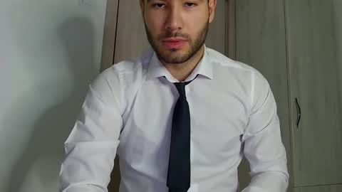 Snapshot of justynxxx1 chatting on 01-28-25, 04:29 Justin online show from 01-28-25, 04:29