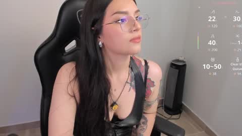 jxssicax online show from 05-05-26, 01:57