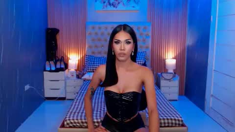 Snapshot of jynxocean chatting on 10-07-25, 12:57 Jynx online show from 10-07-25, 12:57