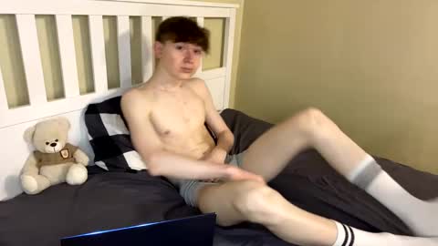 Snapshot of k1tty_b0y chatting on 02-08-25, 03:08 k1tty b0y online show from 02-08-25, 03:08