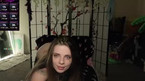 Snapshot of k8x4u chatting on 06-18-26, 04:02 K8X4U LOVE ME online show from 06-18-26, 04:02