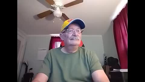 Snapshot of kabriggs137 chatting on 12-27-24, 06:53 kabriggs137 online show from 12-27-24, 06:53