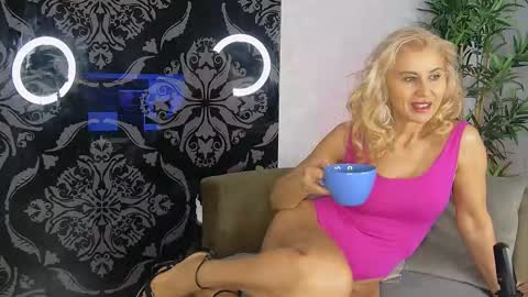 kaceykayx online show from 12-16-25, 05:45