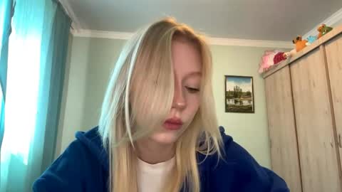 Snapshot of kacicasal chatting on 06-01-26, 12:07 Mia 1st day here online show from 06-01-26, 12:07